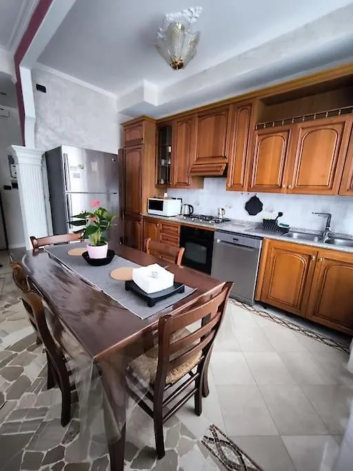 Casa Parthenope Apartment Milan 0*,